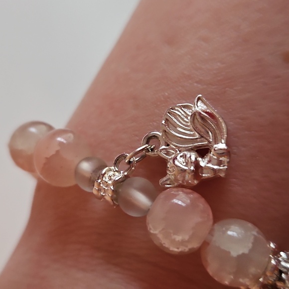 Elegant Silver and Pink Beaded Cat Charm Bracelet, NWOT! - Picture 2 of 6